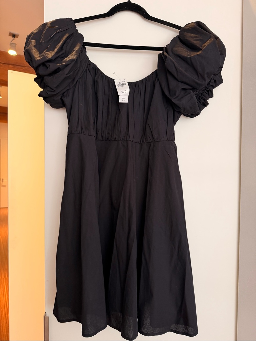 Abercrombie & Fitch Ruffle Puff Sleeve Crew Mini Dress